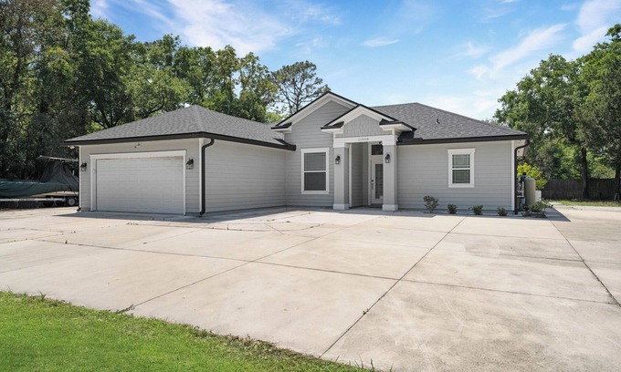 Southside Casa | Central Avenues Central Cozy 3BR@ Water