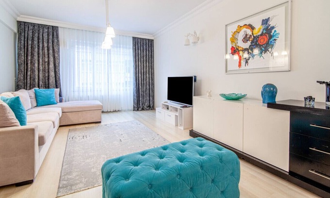 Nisantasi Apartamento | Cozy Flat 650 m to City's Nisantasi Mall