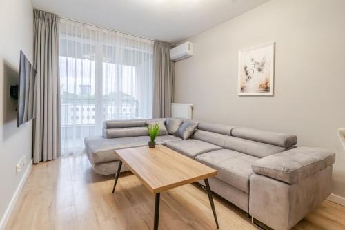 Katowice Apartamento | Central Executive Suite by BookingHost