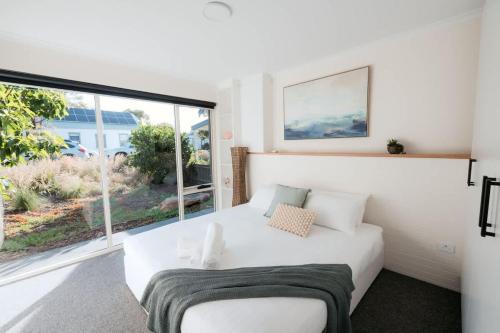 Goolwa Casa | Central Goolwa- Coastal Family & Friend Retreat