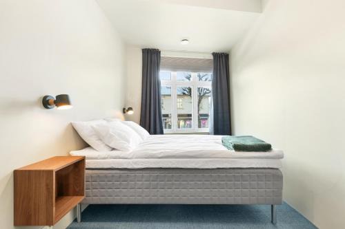 Stavanger Casa | Central Guest House - Bedroom with private Bathroom