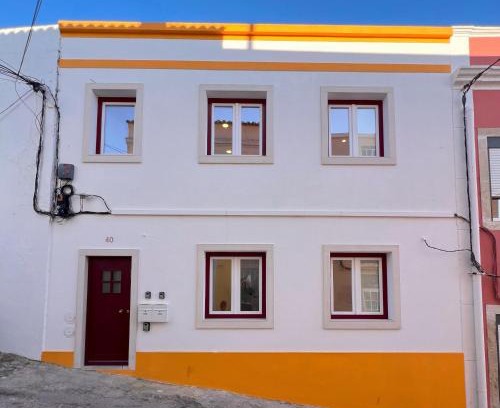 Setubal Apartamento | Central & Sunny Apt 10m to Beach, By TimeCooler