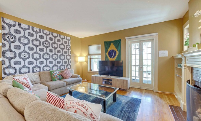 Central West End Condominio | Central West End Condo < 1 Mi to Forest Park!