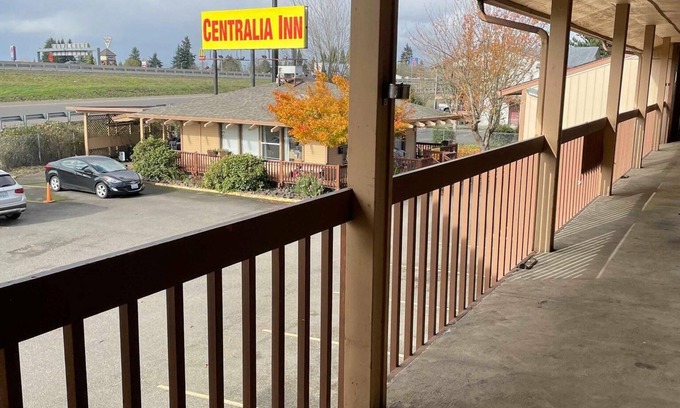 Centralia Hotel | Centralia Inn
