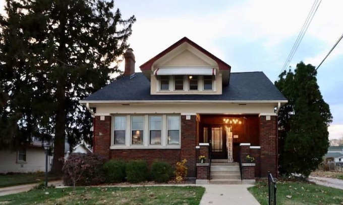 Quincy Casa | Century Old Craftsman Brick House