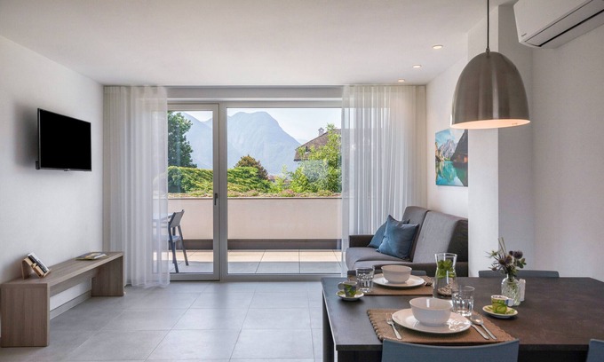 Laives Apartamento | Experiencia de Bicicleta Certificada: Terraza & Panorama Alpino: Apartments Curti "Himmelblau"