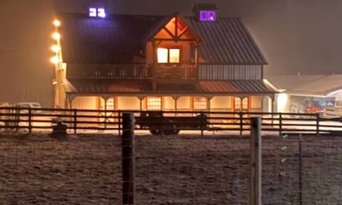 Homerville Cabina | CF Ranch & Cattle Co.- Lodge and CrossFit Gym