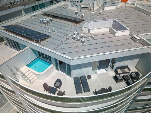Algodoal Apartamento | Cf04 Praia do Forte!Cobertura frente mar c/piscina