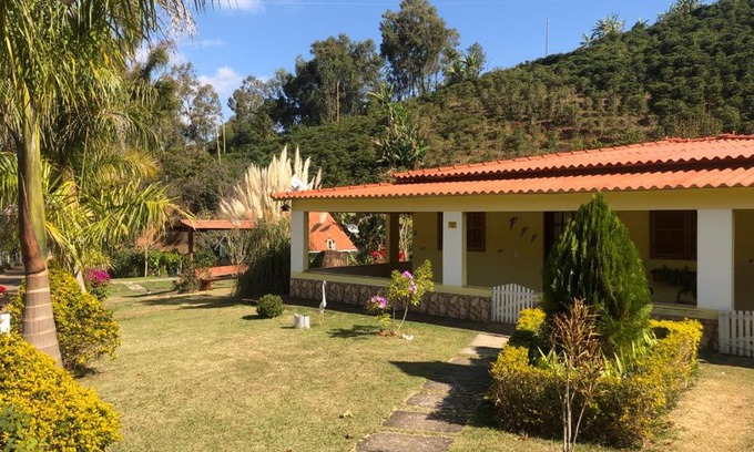 Espera Feliz Casa | Chácara Sol Pedra Menina