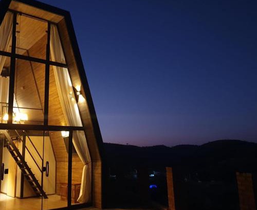 Petropolis Chalet De Esquí | Chalé Noites Extraordinárias