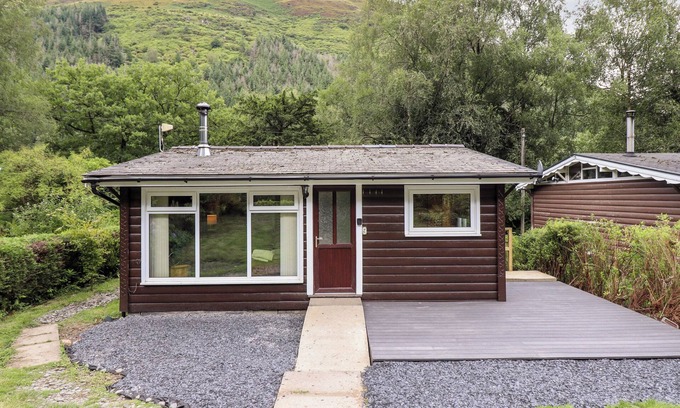 Dinas Mawddwy Cabaña | CHALET 2, pet friendly, character holiday cottage in Dinas Mawddwy