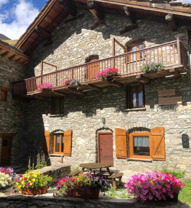 Bonneval-sur-Arc Chalet De Esquí | Chalet 3 Céline 6 personnes Vieux Village