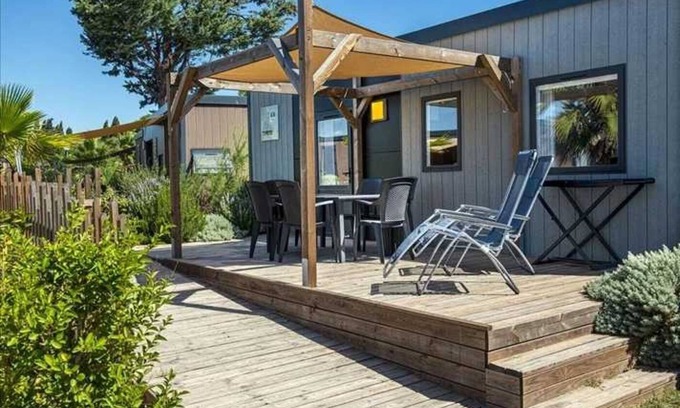 Les Cabanes de Fleury Chalet De Esquí | Chalet 4 étoiles - Parc aquatique - efbh0h
