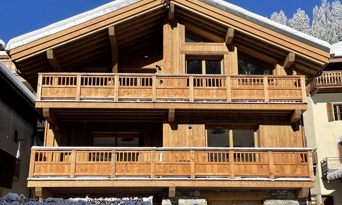 Champagny-en-Vanoise Chalet De Esquí | Chalet 6/8p à Champagny en Vanoise Domaine Skiable de la Plagne-les Arcs
