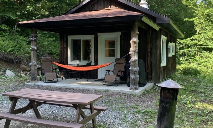 Saint-Etienne-De-Bolto Casa | Chalet Le Manitou Paradis Sauvage