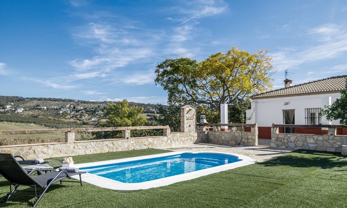 Ronda Chalet De Esquí | Chalet 'Casa Pilar' con vistas a la montaña, piscina privada y Wi-Fi