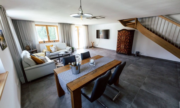 Sonnenbichl Chalet De Esquí | Chalet 'Falkenstein' con vistas a la montaña, terraza privada y Wi-Fi