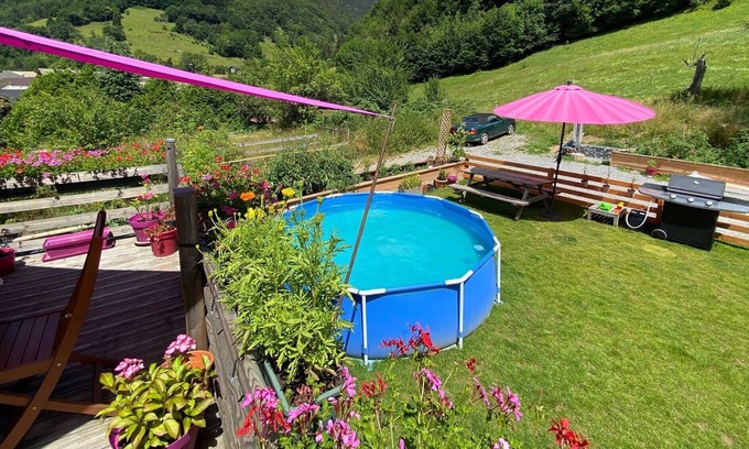 Saint-Jean-dʼAulps Chalet De Esquí | Chalet for 10 people with large terrace and garden.