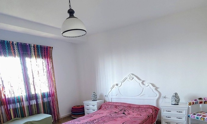 La Zubia Chalet De Esquí | Chalet en Cumbres Verdes, fresco, montaña, aire puro, vistas espectaculares