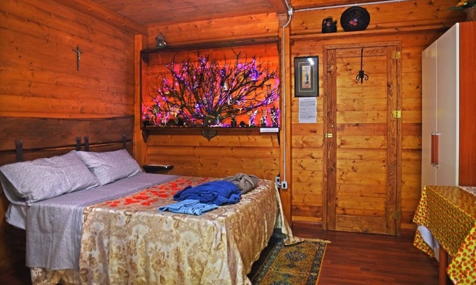 Rogliano Chalet De Esquí | Chalet en el bosque de 16 m2 + servicios, inmerso en el verde de la finca Bocchineri.