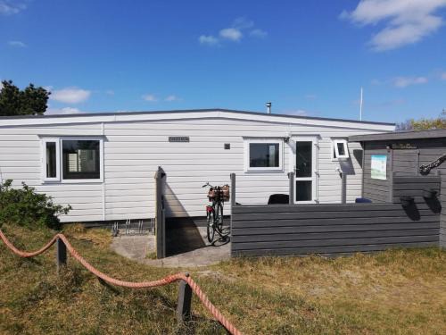 Buren Chalet De Esquí | Chalet Inn Ameland inclusief Fietsen, Zee en Strand op loopafstand!