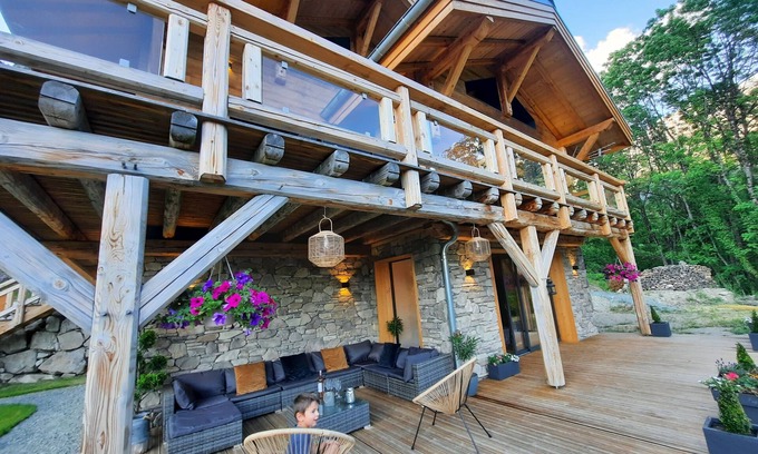 Vaujany Chalet De Esquí | Chalet Léonie 5* of 200m² for a dream stay...