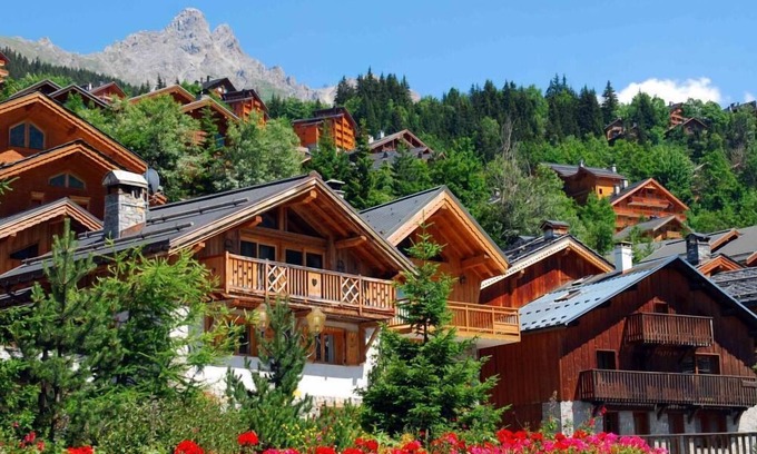 Meribel Centre Chalet De Esquí | Casa de montaña (madera / piedra) - MERIBEL