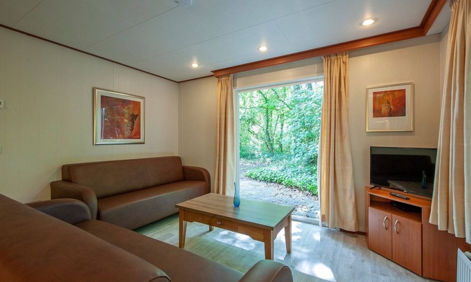 Municipality of Epe Casa | Chalet cerca de senderos y la ciudad