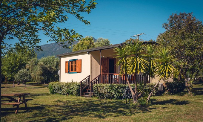 Santa-Lucia-di-Moriani Chalet De Esquí | Chalet rental in the heart of nature