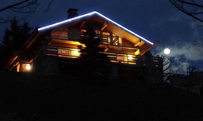 Le Chinaillon Chalet De Esquí | Chalet spacieux, skis aux pieds avec sauna, jacuzzi et salle de sport, proche centre et pistes - FR-1-467-68