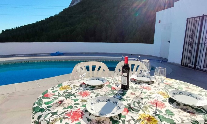 Denia Chalet De Esquí | Casa Montgó en plena naturaleza a 5 minutos del centro
