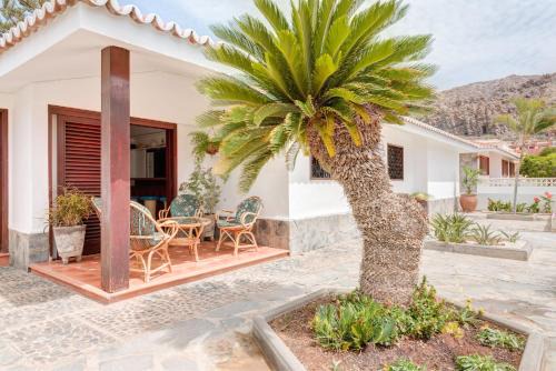 Palm-Mar Chalet De Esquí | Chalet Umbelina con jardin y vista al mar