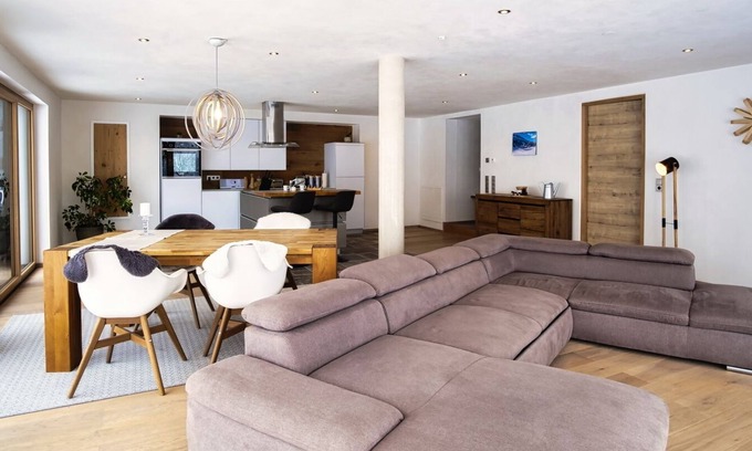 Rettenberg Chalet De Esquí | Chalet con vistas panorámicas a las montañas.