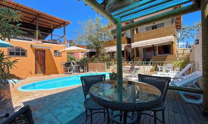 Alto Paraiso de Goias Chalet De Esquí | Chalets con 1 o 2 suites, sala d estar, cocina equpada, piscina, sauna y mirant