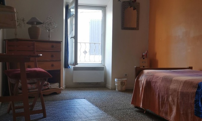 Die Cama Y Desayuno | Chambre au Calme. Départ Rando Depuis Centre Ville10mn Gare et Rivière à Pied