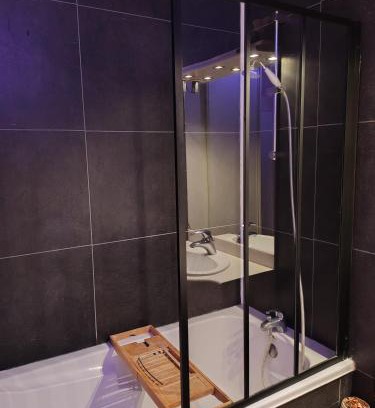 Besancon Casa | Chambre d'hôte chez l'habitant, proche gare avec Wifi gratuit