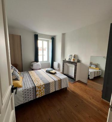 Saint-Laurent-des-Autels Casa | Chambre cosy chez l'habitant - cœur du village