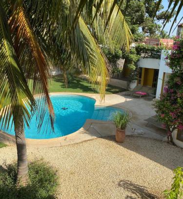 Saly Casa | Chambre indépendante 2 personnes Chez Olivier et Edith