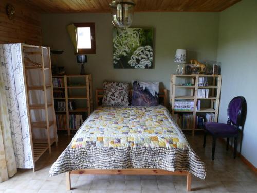 Selonnet Casa | Chambre indépendante deux personnes au bord de la Blanche