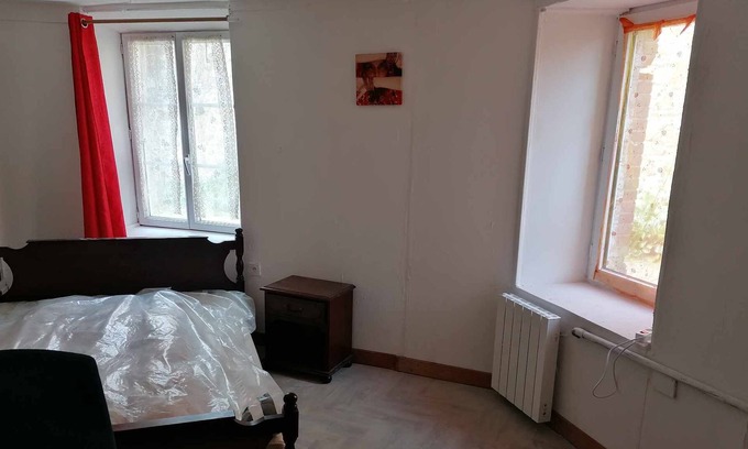 Saint-Lambert-du-Lattay Cama Y Desayuno | Chambre Rutabaga, Entrée et Cuisine Privées