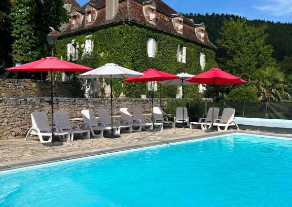 Tour-de-Faure Cama Y Desayuno | Chambres d'hôtes Maison Redon