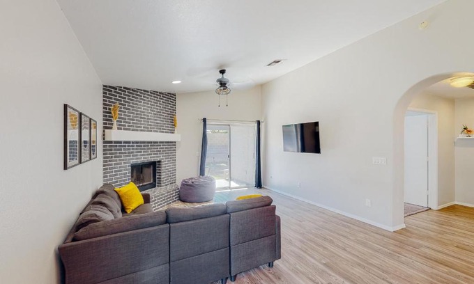 Chandler Casa | Chandler Contentment