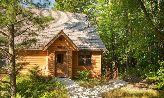 Sturgeon Bay Cama Y Desayuno | Chanticleer Cabins