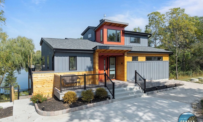 Whitewater Casa | Chapel Cove | New Construction | Modern | Water Views | Firepit | Kayak | Nature