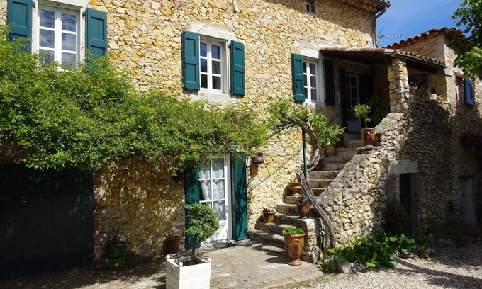Boisset-et-Gaujac Otro | Casa rural de carácter Cevennes con piscina privada, servicio de calidad.