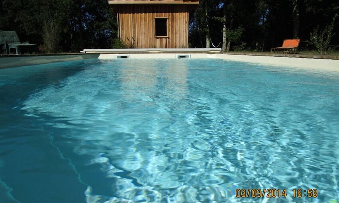 Luglon Cabaña | Casa de carácter LANDAISE con piscina en el corazón del bosque