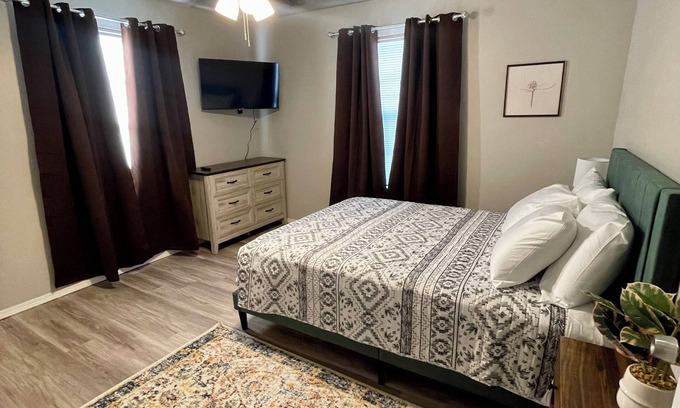 Ada Apartamento | Charismatic and Clean- 2 Bedroom Duplex
