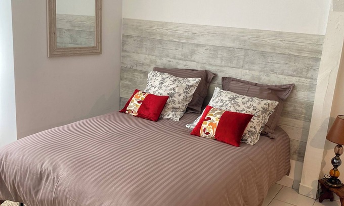 Saint-Arnoult-en-Yvelines Apartamento | Charmant Studio en Centre Ville