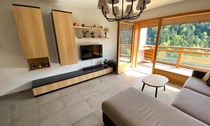 Saint-Jean-de-Sixt Apartamento | Charmant appart 2 ch + coin nuit, balcon sud, garage, près de La Clusaz et commerces, St Jean de Sixt - FR-1-459-195