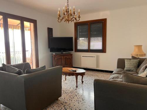 Volx Apartamento | Charmant haut de Villa